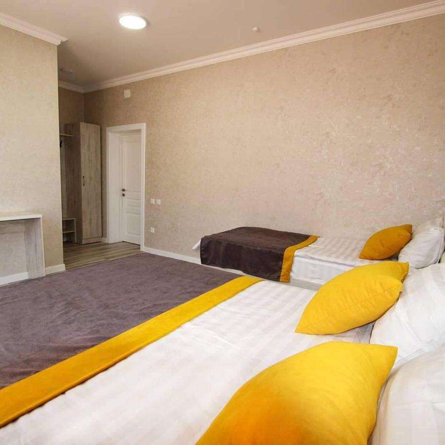 Bayotel Karakol Ngoại thất bức ảnh