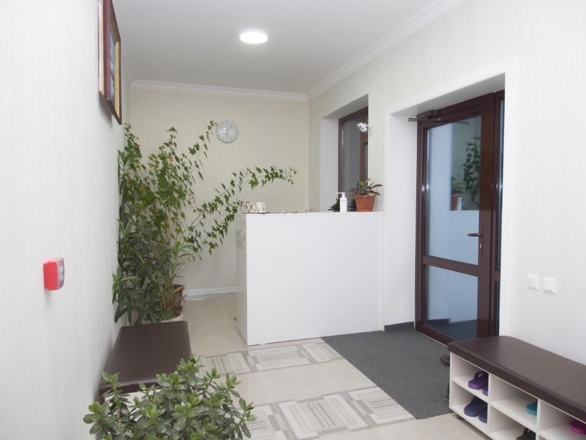 Bayotel Karakol Ngoại thất bức ảnh