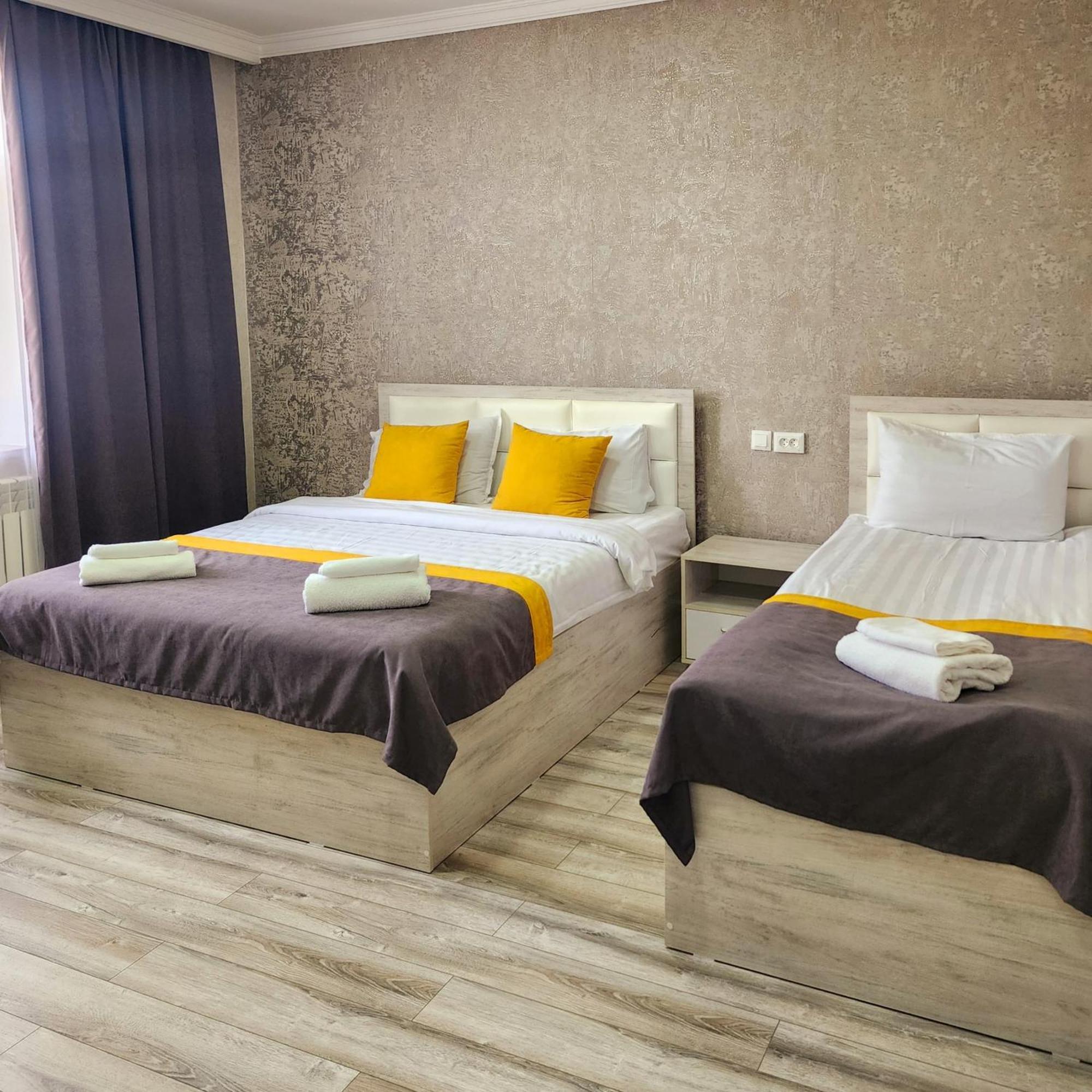 Bayotel Karakol Ngoại thất bức ảnh